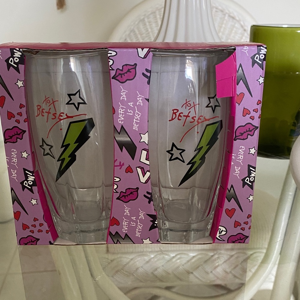 Betsey Johnson Lightning Glass Set - Pink and Green NWT